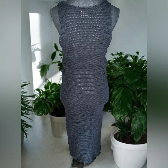 Aritzia Wilfred Black Knit Body-con Midi Dress
EUC 2X - Picture 2 of 5